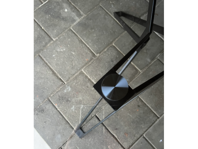 Ronde eettafel, zwart glas polspotten - afbeelding 5 van  5