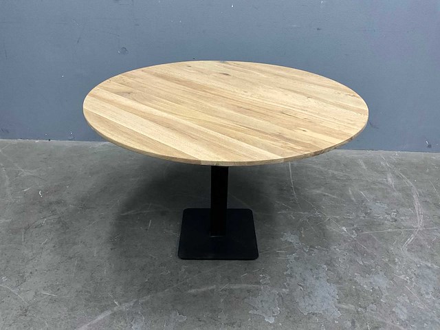 Ronde eiken eetkamertafel 120 cm - afbeelding 1 van  4
