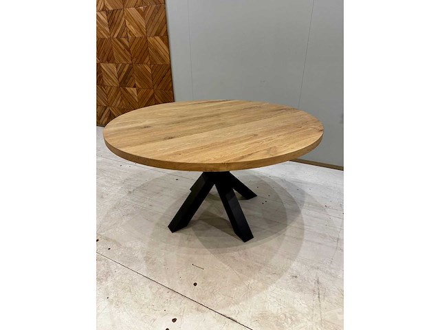 Ronde eiken eettafel 130 cm. - afbeelding 2 van  3