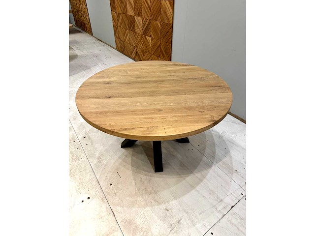 Ronde eiken eettafel 130 cm. - afbeelding 3 van  3