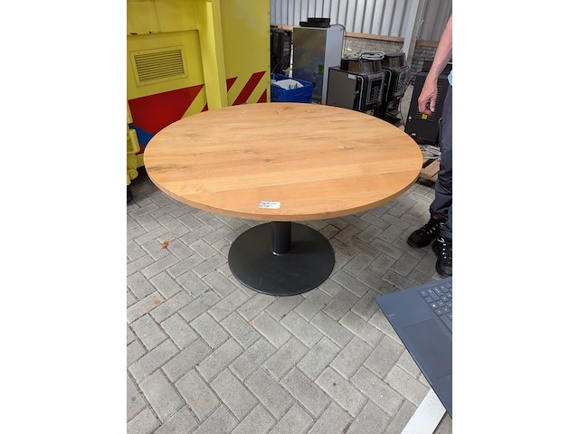 Ronde eiken tafel - afbeelding 1 van  6