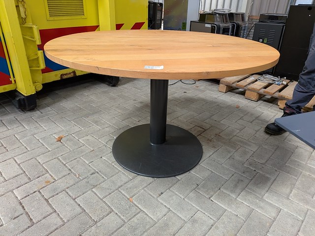 Ronde eiken tafel - afbeelding 2 van  6