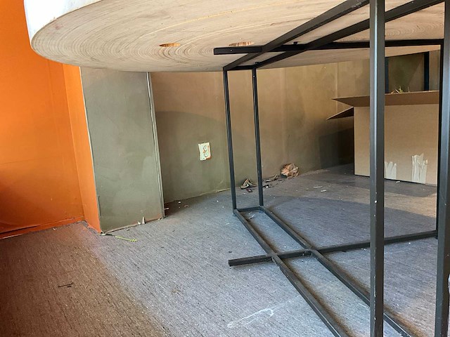 Ronde houten tafel 180 cm - afbeelding 5 van  5