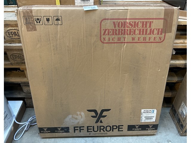 Ronde led badkamerspiegel 70 cm aquamarin, ledsp08-f70 - afbeelding 2 van  3