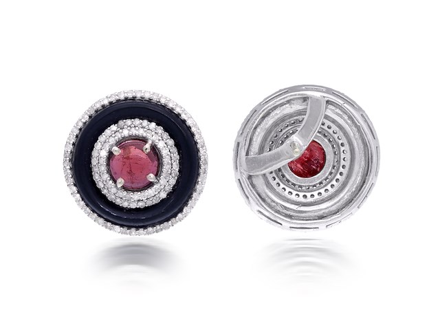 Ronde oorbellen met robijnen, onix en natuurlijke diamanten - afbeelding 3 van  5