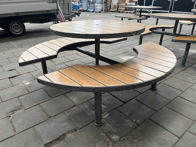 Ronde outdoor picknicktafel met stalen frame - afbeelding 2 van  2