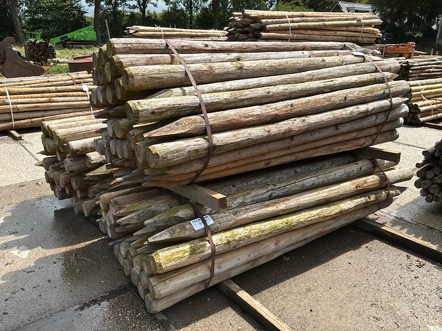 Ronde paal 2000xø100-90mm (165x) - afbeelding 1 van  4