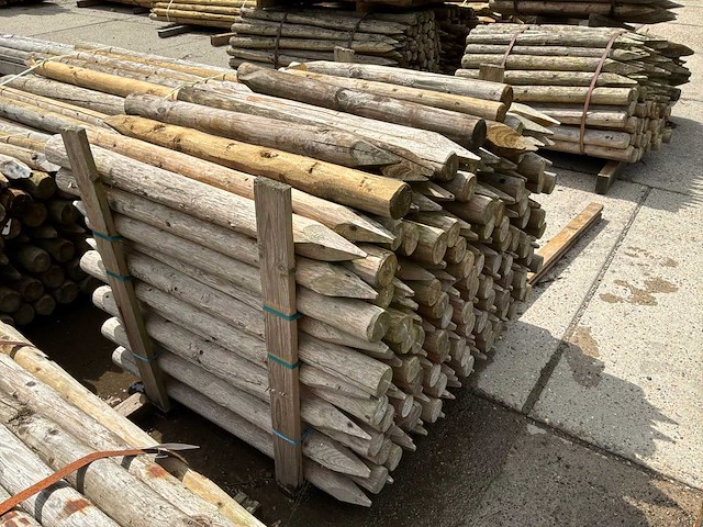 Ronde palen 1000x90-60mm (190x) - afbeelding 4 van  6