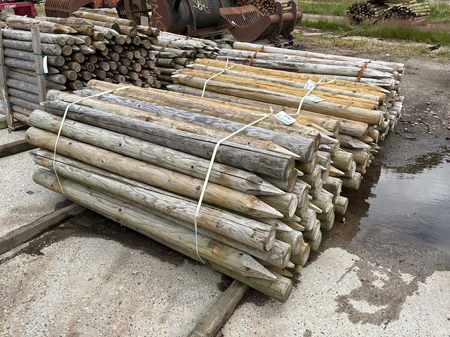 Ronde palen 1600xø100-80mm (180x) - afbeelding 2 van  7