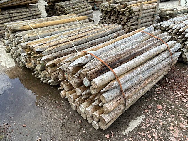Ronde palen 1600xø100-80mm (180x) - afbeelding 4 van  7