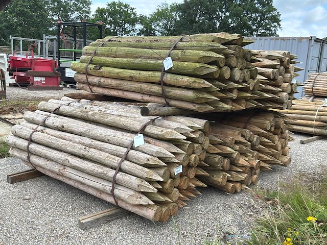 Ronde palen 1800xø100mm (275x) - afbeelding 2 van  5