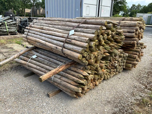 Ronde palen 2000xø70-60mm (475x) - afbeelding 2 van  5