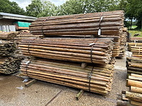 Ronde palen 2500xø50-60mm (500x) - afbeelding 2 van  6