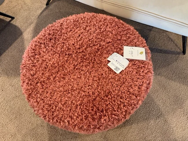 Ronde poef donker roze - afbeelding 4 van  5
