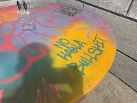 Ronde restauranttafel "graffiti" - afbeelding 6 van  9