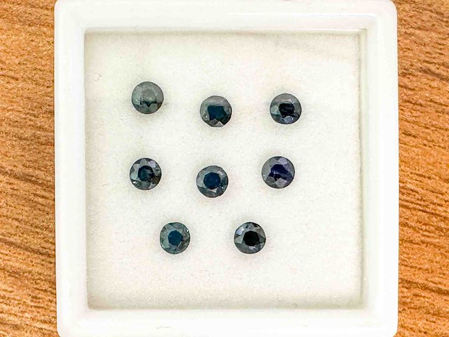 Ronde saffieren 2.41 carat natuurlijk - afbeelding 1 van  3