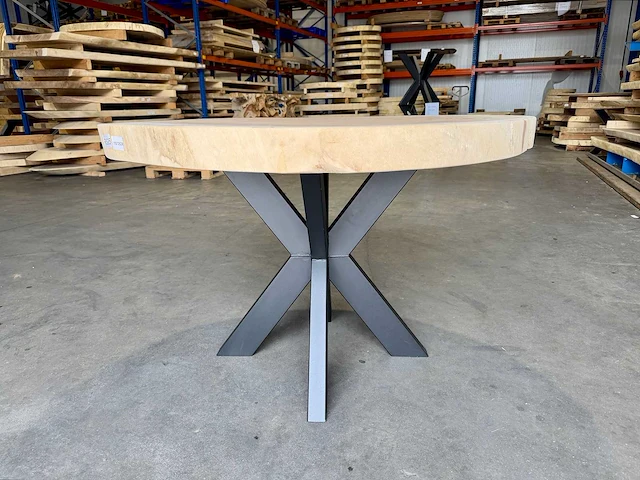 Ronde suar boomstam tafel - afbeelding 2 van  4
