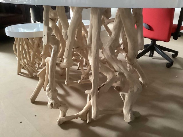 Ronde tafel met 2 krukken - afbeelding 4 van  4