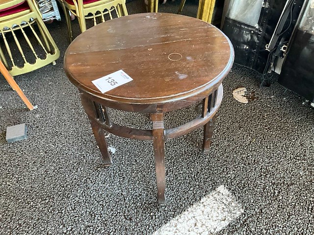Ronde tafel - afbeelding 1 van  3