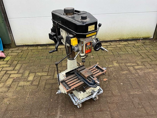 Rong fu rf-25 kolomboor / freesmachine - afbeelding 1 van  8