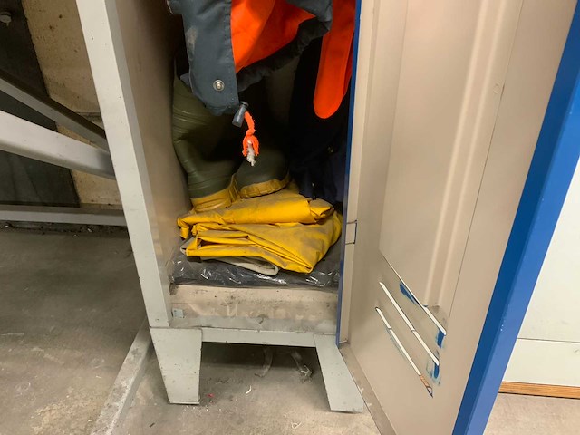 Ronis archiefkast en lockerkast met inhoud (2x) - afbeelding 6 van  9