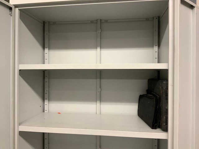 Ronis archiefkast en lockerkast met inhoud (2x) - afbeelding 8 van  9