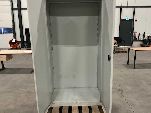 Ronis archiefkast / kledingkast (2x) - afbeelding 3 van  4