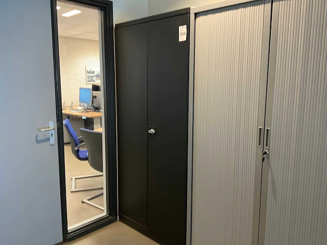 Ronis dossierkast met inhoud - afbeelding 1 van  5