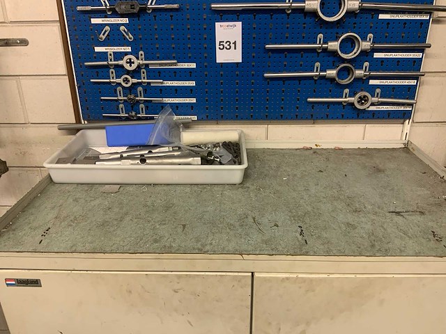 Ronis werkkast met inhoud - afbeelding 13 van  16