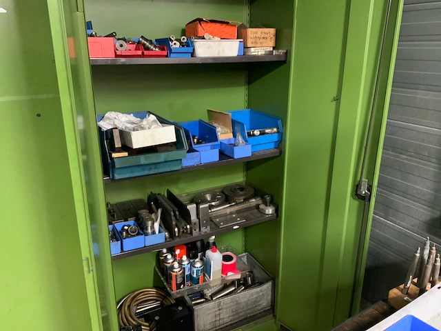 Ronis werkplaats met inhoud - afbeelding 4 van  9