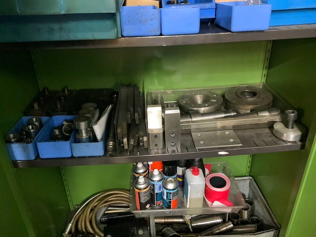 Ronis werkplaats met inhoud - afbeelding 8 van  9