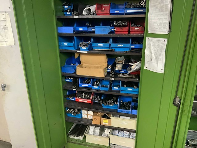 Ronis werkplaatskast met inhoud - afbeelding 4 van  9