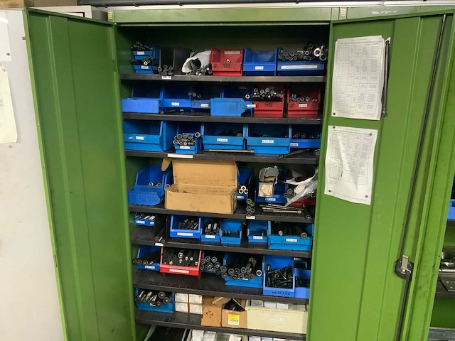 Ronis werkplaatskast met inhoud - afbeelding 5 van  9