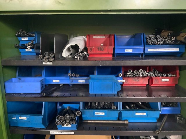 Ronis werkplaatskast met inhoud - afbeelding 6 van  9