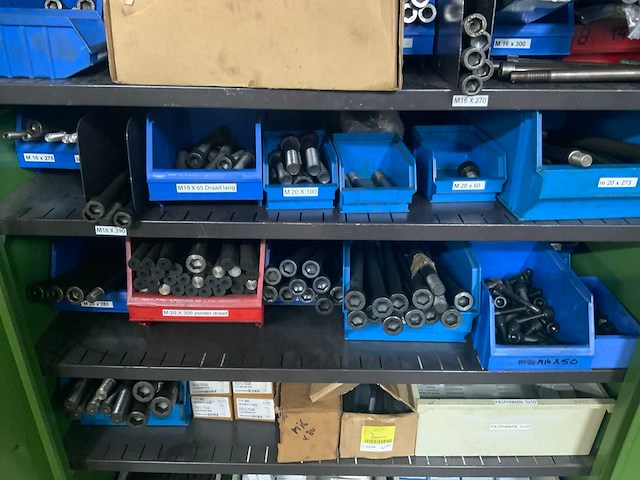 Ronis werkplaatskast met inhoud - afbeelding 8 van  9