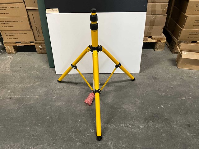Ronpro 1,5 mtr uitschuifbare bouwlamp statief (20x) - afbeelding 1 van  2