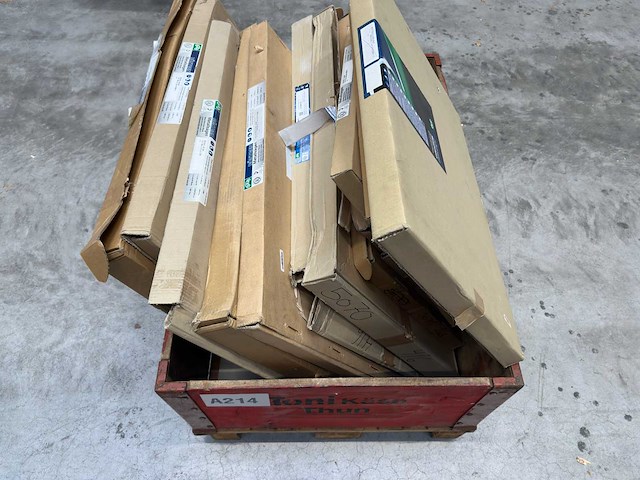 Röntgen - partij metaalzaaglinten (bi-alfa cobalt) - afbeelding 1 van  10