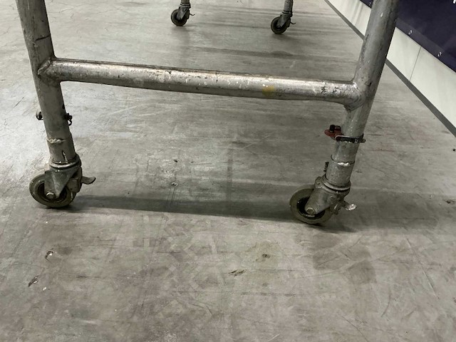 Rontrex kamersteiger - afbeelding 7 van  8