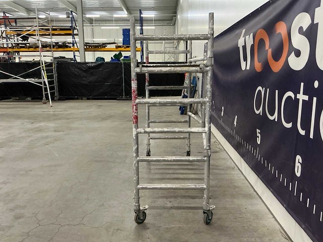 Rontrex kamersteiger - afbeelding 5 van  8