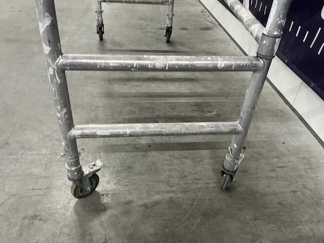 Rontrex kamersteiger - afbeelding 7 van  8