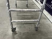 Rontrex kamersteiger - afbeelding 7 van  8