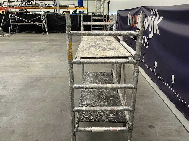 Rontrex kamersteiger - afbeelding 8 van  9