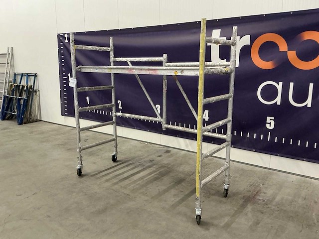 Rontrex kamersteiger - afbeelding 1 van  8