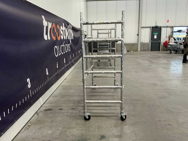 Rontrex kamersteiger - afbeelding 4 van  8