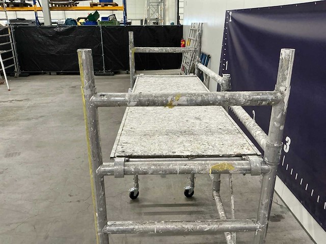 Rontrex kamersteiger - afbeelding 7 van  8