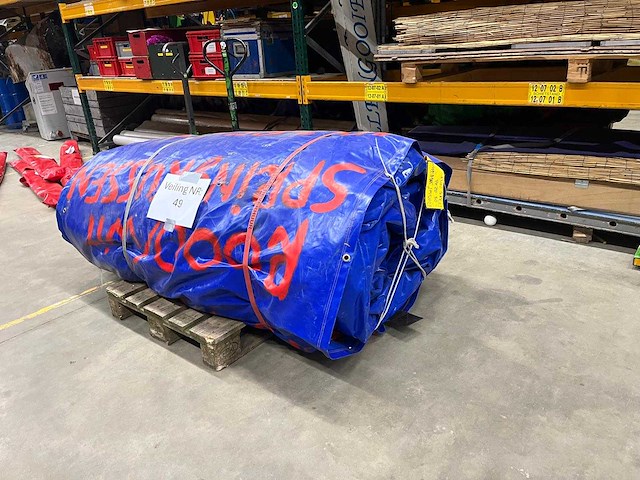 Rood/wit springkussen - afbeelding 4 van  4