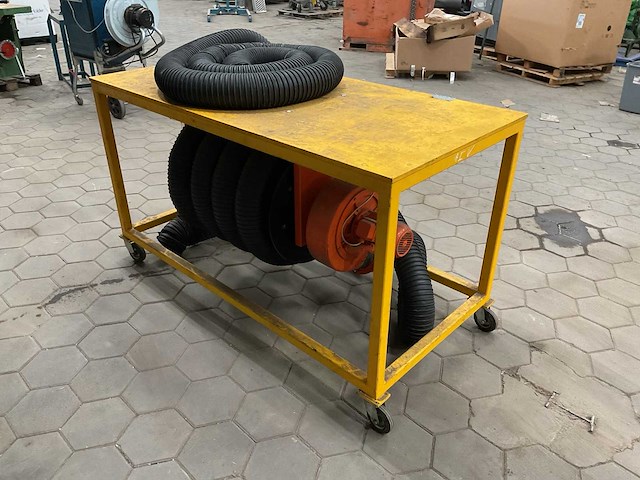 Rookafzuig slang op haspel - afbeelding 1 van  6