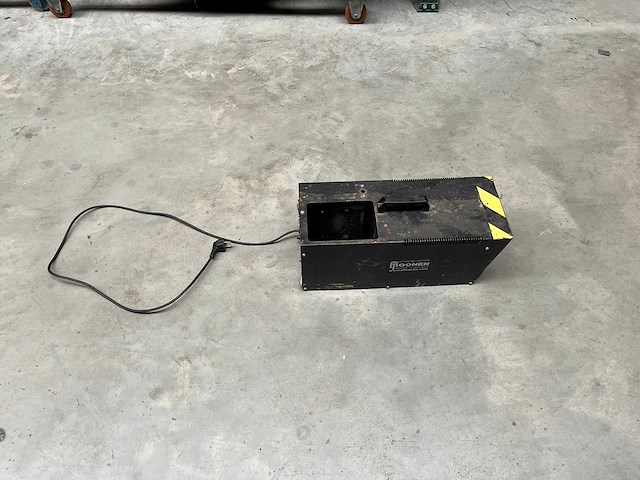 Rookmachine - afbeelding 3 van  7