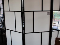 Roomdivider met doorgeefluik. 3-delig. afmeting ca. 210 x 180 cm. - afbeelding 3 van  3