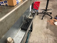 Roscamat 400 pneumatische tapmachine - afbeelding 8 van  9